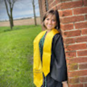 Meet your Posher, Chloe